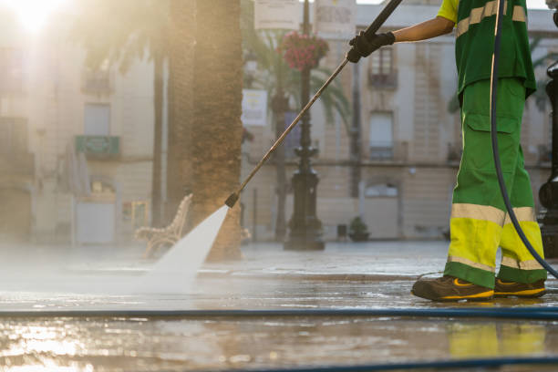 Professional Pressure Washing Services in Pleasant Hill, IA